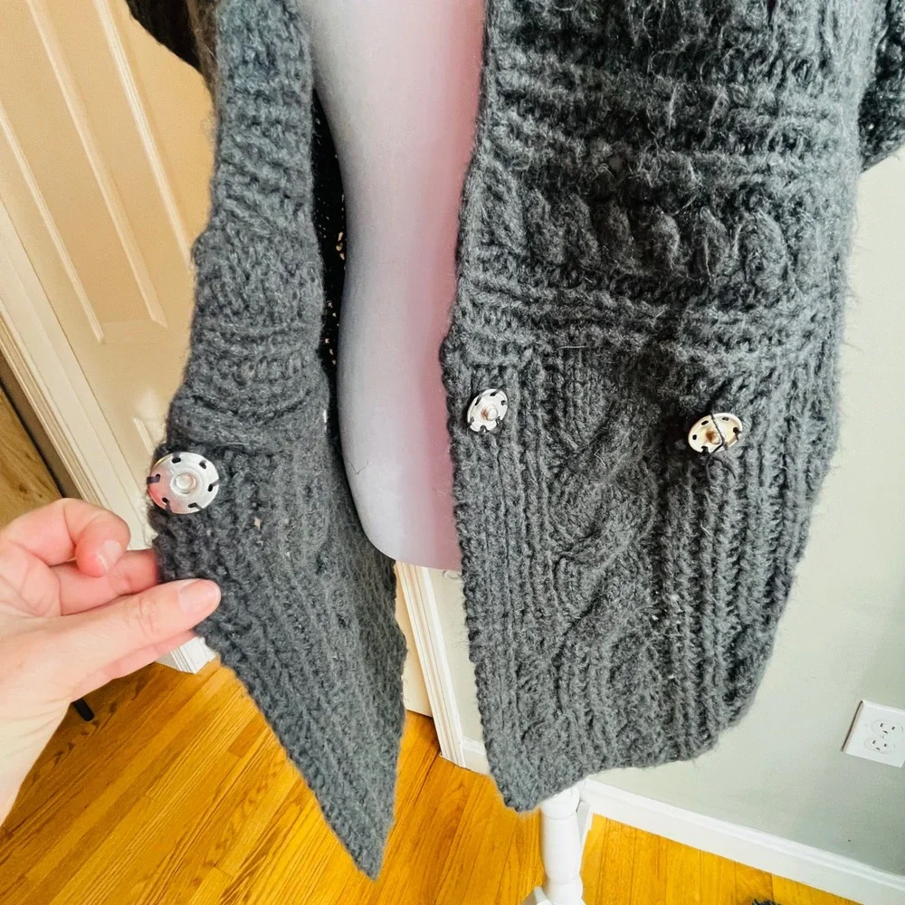 Kikit Women's Cable Knit Sweater Vest Cardigan Grey Size M Shawl CottageCore